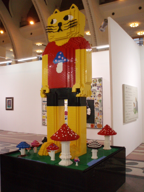 SHcontemporay2011 No3. -Lego Art 上海アートニュース Hidemi Shimura
